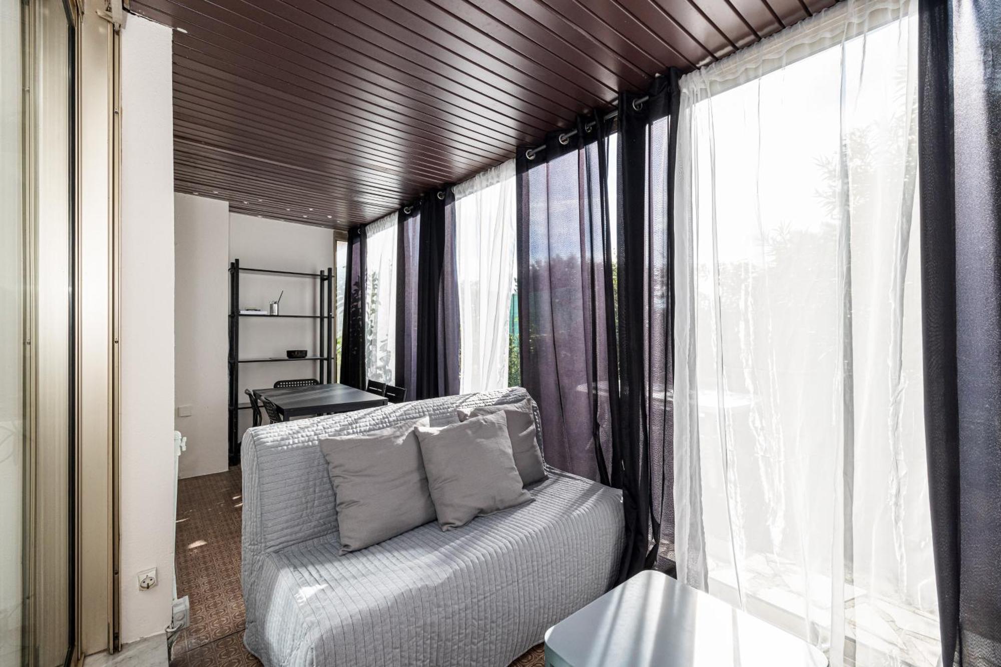 Appartement Le Globe Trotteur à Saint-Laurent-du-Var Extérieur photo