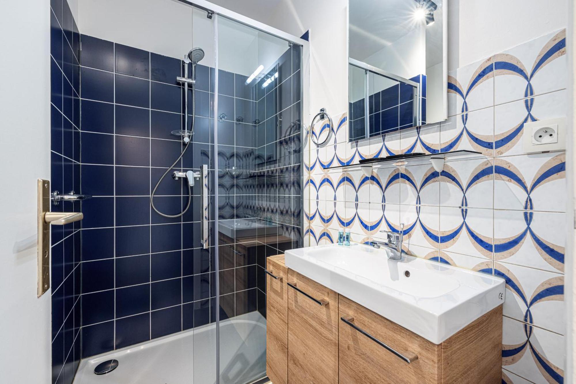 Appartement Le Globe Trotteur à Saint-Laurent-du-Var Extérieur photo